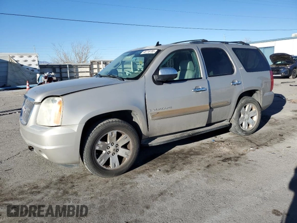 2008 GMC Yukon SLT 4SA z VIN 1GKFK13038R172640, wystawiony jako Copart lot #46718785 z przebiegiem 202 819 mil mil oraz Szkoda całkowita • Salvage title. Historia ofert i sprzedaży dostępna na DreamBid. Obrazek 1.