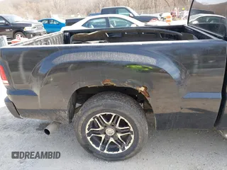 2006 Mitsubishi Raider LS with VIN 1Z7HC22K56S561574, listed as a IAAI auction lot 41757412 with 216,559 mi miles. Bid and sale history available at carsss.com. Image 19.