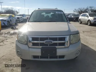 2008 Ford Escape XLS z VIN 1FMCU02Z78KE31704, wystawiony jako Copart lot #45279665 z przebiegiem Nie podano mil oraz Czysty tytuł • Clean title. Historia ofert i sprzedaży dostępna na DreamBid. Obrazek 5.