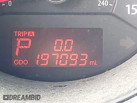 2013 Kia Sorento LX with VIN 5XYKTCA67DG405003, listed as a IAAI auction lot 42253887 with 197,093 mi miles and . Bid and sale history available at DreamBid. Image 16.