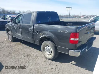 2006 Ford F-150 XLT with VIN 1FTPW14576FA21474, listed as a IAAI auction lot 41692625 with 263,042 mi miles. Bid and sale history available at carsss.com. Image 3.