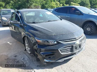 2018 Chevrolet Malibu LT z VIN 1G1ZD5ST8JF267149, wystawiony jako IAAI lot #42335857 z przebiegiem 163 885 mil mil oraz . Historia ofert i sprzedaży dostępna na DreamBid. Obrazek 1.