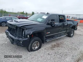 2019 Chevrolet Silverado 2500HD LTZ with VIN 1GC1KTEY5KF151527, listed as a IAAI auction lot 37045890 with 120,233 mi miles. Bid and sale history available at carsss.com. Image 17.