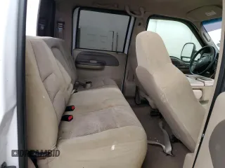 2003 Ford F-250 XL z VIN 1FTNW21L43ED61246, wystawiony jako Copart lot #89172355 z przebiegiem 174 011 mil mil oraz Szkoda całkowita • Salvage title. Historia ofert i sprzedaży dostępna na DreamBid. Obrazek 11.