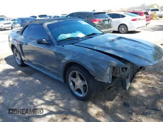 1999 Ford Mustang GT с VIN 1FAFP45X4XF117368, выставлен на аукционе IAAI как лот 42714841 с пробегом 135 368 миль миль и . История ставок и продаж доступна на DreamBid. Изображение 1.