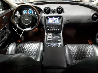 2017 Jaguar XJ with VIN SAJWJ2GDXH8W08618, listed as a Copart auction lot 44168345 with 76,782 mi miles and Clean Title. Bid and sale history available at carsss.com. Image 8.