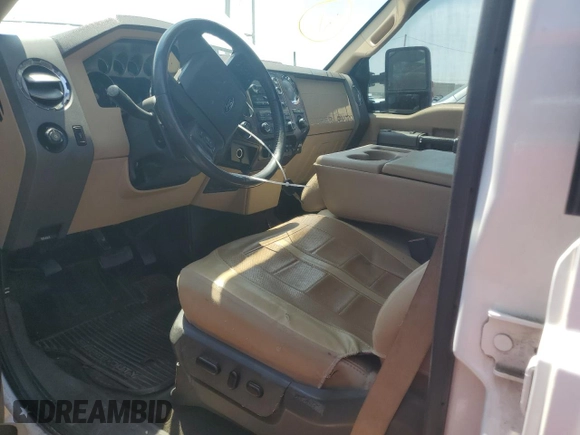 2011 Ford F-250 XL z VIN 1FT7W2B68BEA07875, wystawiony jako Copart lot #59719895 z przebiegiem 191 080 mil mil oraz Szkoda całkowita • Salvage title. Historia ofert i sprzedaży dostępna na DreamBid. Obrazek 7.