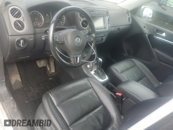 2012 Volkswagen Tiguan S with VIN WVGBV7AXXCW602058, listed as a Copart auction lot 54447845 with 152,085 mi miles and Clean Title. Bid and sale history available at DreamBid. Image 8.
