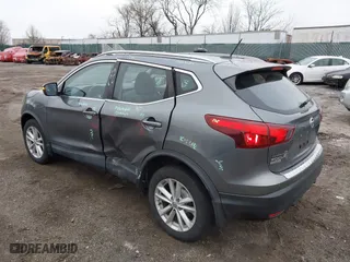2018 Nissan Rogue Sport S with VIN JN1BJ1CR0JW290814, listed as a IAAI auction lot 41840080 with 90,018 mi miles. Bid and sale history available at carsss.com. Image 3.