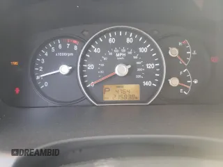 2008 Kia Rondo LX with VIN KNAFG526687149811, listed as a Copart auction lot 75728404 with 215,838 mi miles and Salvage Title. Bid and sale history available at carsss.com. Image 9.