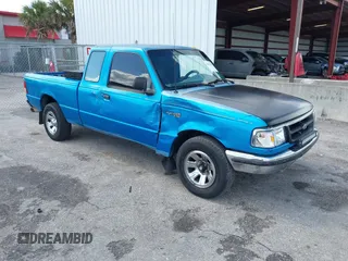 1996 Ford Ranger XL with VIN 1FTCR14U6TPA54923, listed as a IAAI auction lot 41621450 with 186,616 mi miles. Bid and sale history available at carsss.com. Image 1.