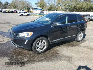 2015 Volvo XC60 T5 Drive-E Premier z VIN YV426MDB2F2591145, wystawiony jako Copart lot #49221635 z przebiegiem 164 279 mil mil oraz Szkoda całkowita • Salvage title. Historia ofert i sprzedaży dostępna na DreamBid. Obrazek 1.