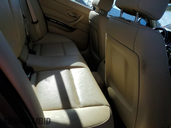 2010 BMW 3 Series 335i xDrive with VIN WBAPL3C5XAA408142, listed as a Copart auction lot 82908054 with 134,292 mi miles and Salvage title. Bid and sale history available at DreamBid. Image 10.