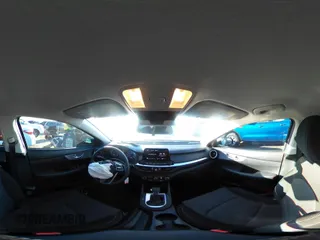 2023 Kia Forte LXS z VIN 3KPF24AD8PE654341, wystawiony jako IAAI lot #41261511 z przebiegiem 20 312 mil mil oraz . Historia ofert i sprzedaży dostępna na DreamBid. Obrazek 18.