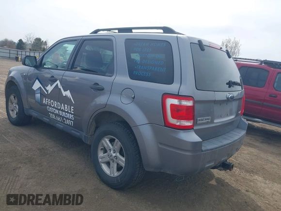 2008 Ford Escape XLT with VIN 1FMCU93178KD40865, listed as a IAAI auction lot 42007729 with 223,192 mi miles. Bid and sale history available at carsss.com. Image 3.