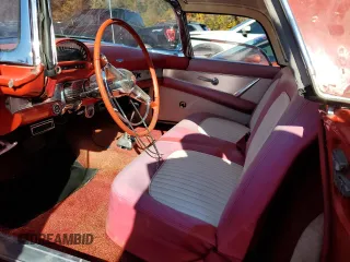 1995 Ford Thunderbird with VIN P5FH109847, listed as a Copart auction lot 77318454 with 98,161 mi miles and Salvage Title. Bid and sale history available at DreamBid. Image 7.
