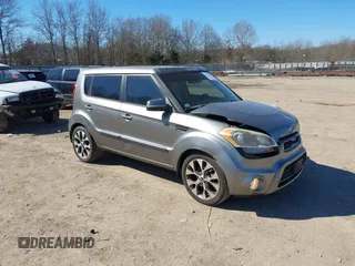 2013 Kia Soul + with VIN KNDJT2A65D7576335, listed as a IAAI auction lot 41629622 with 183,319 mi miles and . Bid and sale history available at DreamBid. Image 1.
