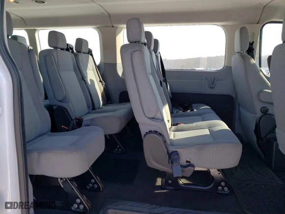 2015 Ford Transit Wagon XL with VIN 1FBZX2ZM1FKA72248, listed as a Copart auction lot 41748545 with 195,109 mi miles and Clean Title. Bid and sale history available at carsss.com. Image 11.