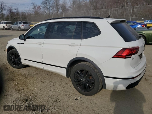 2022 Volkswagen Tiguan SE R-Line Black with VIN 3VV8B7AXXNM169059, listed as a Copart auction lot 45700025 with 46,191 mi miles and Salvage Title. Bid and sale history available at DreamBid. Image 2.