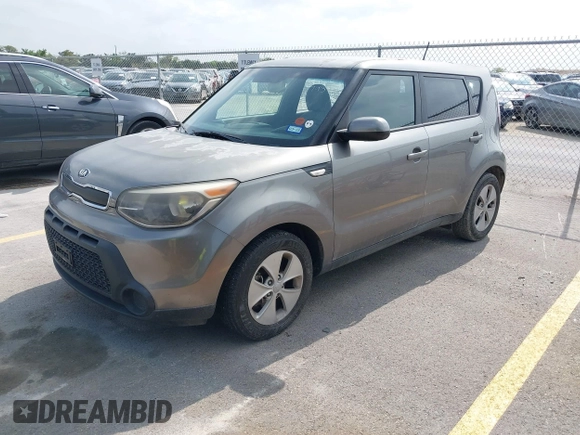 2014 Kia Soul with VIN KNDJN2A25E7027937, listed as a IAAI auction lot 41922245 with 139,802 mi miles. Bid and sale history available at carsss.com. Image 2.