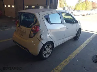 2015 Chevrolet Spark LS with VIN KL8CB6S99FC742452, listed as a IAAI auction lot 40807175 with 1 mi miles. Bid and sale history available at carsss.com. Image 4.