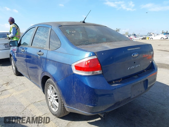 2009 Ford Focus SE with VIN 1FAHP35N79W230137, listed as a IAAI auction lot 41904520 with 171,151 mi miles and . Bid and sale history available at carsss.com. Image 3.