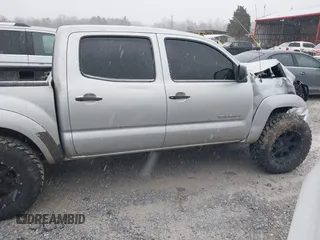 2007 Toyota Tacoma with VIN 5TELU42N07Z436357, listed as a IAAI auction lot 41285063 with 228,128 mi miles and . Bid and sale history available at DreamBid. Image 13.