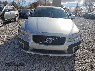 2015 Volvo XC70 T5 Drive-E Premier with VIN YV440MBK4F1220667, listed as a Copart auction lot 77652844 with 173,704 mi miles and Clean Title. Bid and sale history available at DreamBid. Image 5.