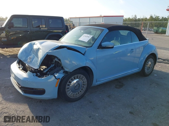 2013 Volkswagen Beetle 2.5L with VIN 3VW5P7AT0DM812482, listed as a IAAI auction lot 42103987 with 105,513 mi miles and . Bid and sale history available at DreamBid. Image 18.