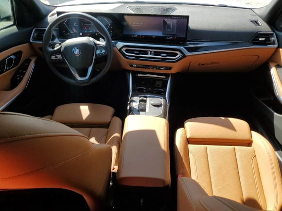 2024 BMW 3 Series 330i z VIN 3MW69FF06R8E24468, wystawiony jako Copart lot #48425065 z przebiegiem 11 875 mil mil oraz Szkoda całkowita • Salvage title. Historia ofert i sprzedaży dostępna na DreamBid. Obrazek 8.