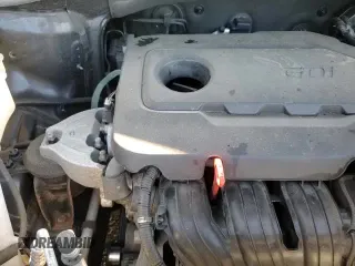 2019 Kia Sorento L with VIN 5XYPG4A32KG583498, listed as a Copart auction lot 85264895 with 107,454 mi miles and Salvage title. Bid and sale history available at DreamBid. Image 16.