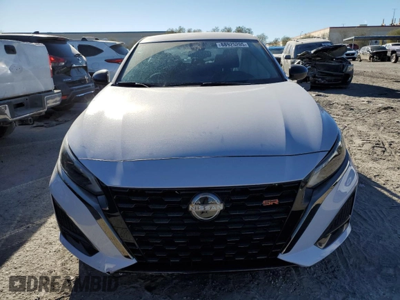 2024 Nissan Altima 2.5 SR with VIN 1N4BL4CW2RN351456, listed as a Copart auction lot 88925205 with 5,189 mi miles and Salvage Title. Bid and sale history available at carsss.com. Image 5.