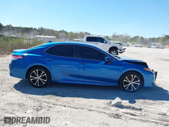 2020 Toyota Camry SE z VIN 4T1G11AKXLU371905, wystawiony jako IAAI lot #41868062 z przebiegiem 103 336 mil mil oraz . Historia ofert i sprzedaży dostępna na DreamBid. Obrazek 13.