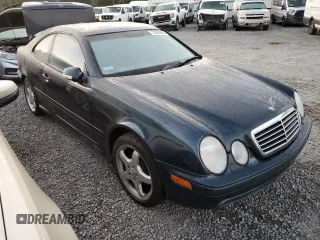 2002 Mercedes-Benz CLK 320/430 with VIN WDBLJ70G12F198831, listed as a Copart auction lot 73933824 with Not Provided miles and Salvage Title. Bid and sale history available at carsss.com. Image 4.