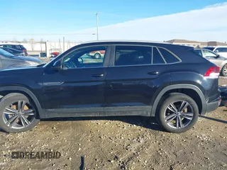 2020 Volkswagen Atlas SE with VIN 1V21E2CA9LC225525, listed as a IAAI auction lot 41742619 with 71,185 mi miles and . Bid and sale history available at DreamBid. Image 14.