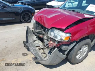 2005 Ford Escape XLS Value с VIN 1FMYU02Z55KA01607, выставлен на аукционе IAAI как лот 42634052 с пробегом 151 193 миль миль и . История ставок и продаж доступна на DreamBid. Изображение 6.