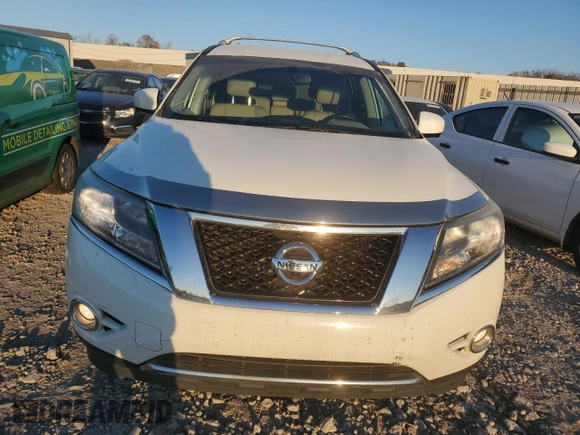 2016 Nissan Pathfinder Platinum with VIN 5N1AR2MN6GC642383, listed as a Copart auction lot 82894194 with 129,000 mi miles and Salvage Title. Bid and sale history available at carsss.com. Image 5.