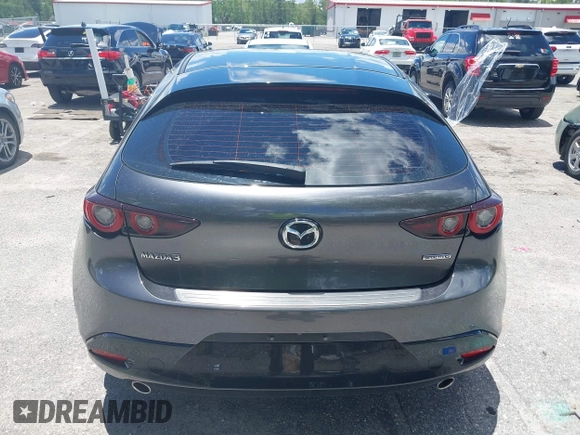 2022 Mazda 3 Select z VIN JM1BPAKL1N1519383, wystawiony jako IAAI lot #39742243 z przebiegiem 20 080 mil mil oraz . Historia ofert i sprzedaży dostępna na DreamBid. Obrazek 16.