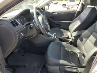2012 Volkswagen Jetta SE с VIN 3VWDP7AJ0CM456267, выставлен на аукционе Copart как лот 58436325 с пробегом 102 948 миль миль и Списание • Salvage title. История ставок и продаж доступна на DreamBid. Изображение 7.
