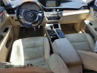 2014 Lexus ES 330 with VIN JTHBK1GG5E2108684, listed as a Copart auction lot 58097155 with 171,538 mi miles and Salvage title. Bid and sale history available at DreamBid. Image 8.