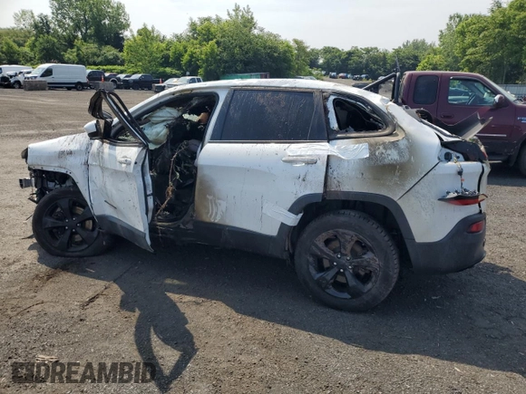 2016 Jeep Cherokee Altitude z VIN 1C4PJMCB7GW218718, wystawiony jako Copart lot #59789355 z przebiegiem Nie podano mil oraz Nie do naprawy • Non repairable. Historia ofert i sprzedaży dostępna na DreamBid. Obrazek 2.