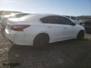 2018 Nissan Altima 2.5 S with VIN 1N4AL3AP3JC472336, listed as a Copart auction lot 45217335 with 107,870 mi miles and Salvage Title. Bid and sale history available at carsss.com. Image 3.