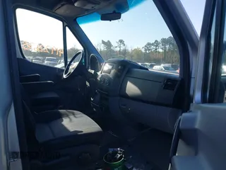 2012 Mercedes-Benz Sprinter Passenger with VIN WDZPE7CC6C5625069, listed as a IAAI auction lot 41922635 with 102,975 mi miles. Bid and sale history available at carsss.com. Image 5.