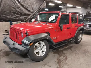 2020 Jeep Wrangler Unlimited Sport z VIN 1C4HJXDG6LW102873, wystawiony jako IAAI lot #41232881 z przebiegiem 42 315 mil mil oraz . Historia ofert i sprzedaży dostępna na DreamBid. Obrazek 2.