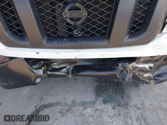 2019 Nissan NV Cargo S z VIN 1N6BF0KM6KN807312, wystawiony jako IAAI lot #42212923 z przebiegiem 211 162 mil mil oraz . Historia ofert i sprzedaży dostępna na DreamBid. Obrazek 6.