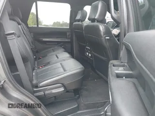 2018 Ford Expedition XLT z VIN 1FMJU1JTXJEA48029, wystawiony jako IAAI lot #41786096 z przebiegiem Nie podano mil oraz . Historia ofert i sprzedaży dostępna na DreamBid. Obrazek 8.