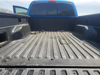 2008 Toyota Tacoma with VIN 5TEUU42N38Z571192, listed as a Copart auction lot 53450395 with 105,683 mi miles and Salvage Title. Bid and sale history available at DreamBid. Image 10.