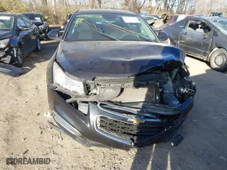 2015 Chevrolet Cruze LT with VIN 1G1PC5SB2F7254321, listed as a IAAI auction lot 40970149 with 129,174 mi miles. Bid and sale history available at carsss.com. Image 12.