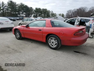 1995 Chevrolet Camaro z VIN 2G1FP22S1S2181409, wystawiony jako Copart lot #49273555 z przebiegiem 112 589 mil mil oraz Czysty tytuł • Clean title. Historia ofert i sprzedaży dostępna na DreamBid. Obrazek 2.