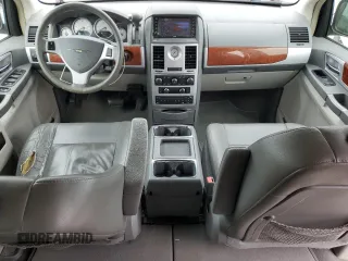 2009 Chrysler Town & Country Touring with VIN 2A8HR54X69R570867, listed as a Copart auction lot 51219925 with 180,957 mi miles and Clean Title. Bid and sale history available at DreamBid. Image 8.